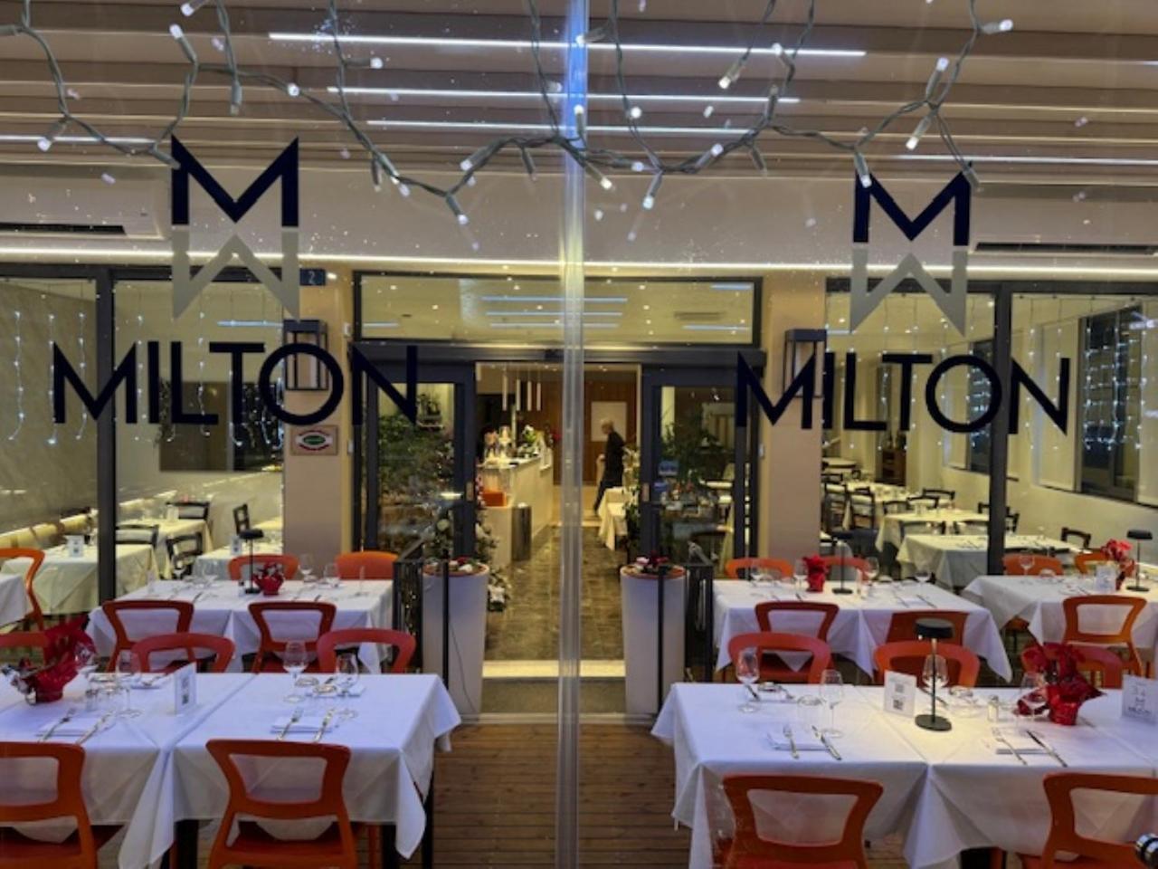 Hotel Ristorante Milton Varazze Εξωτερικό φωτογραφία