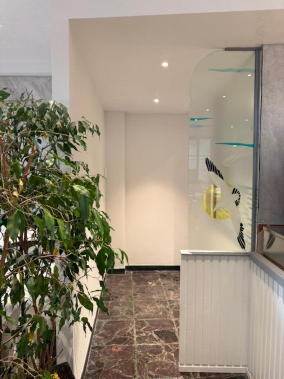 Hotel Ristorante Milton Varazze Εξωτερικό φωτογραφία