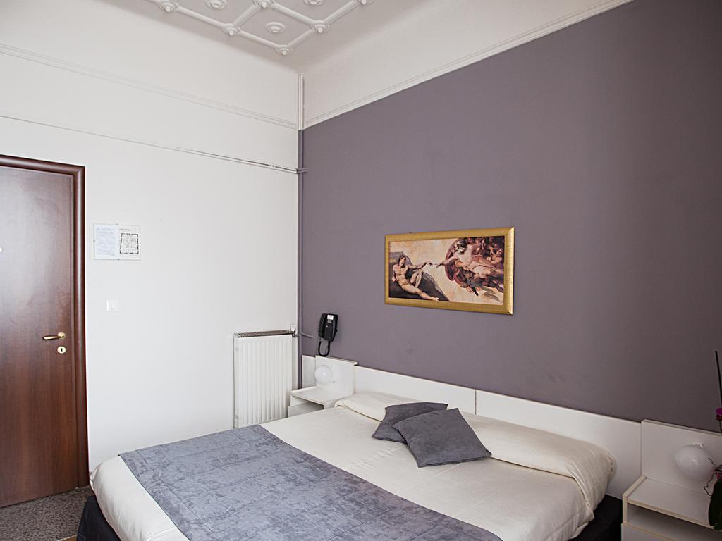 Hotel Ristorante Milton Varazze Εξωτερικό φωτογραφία