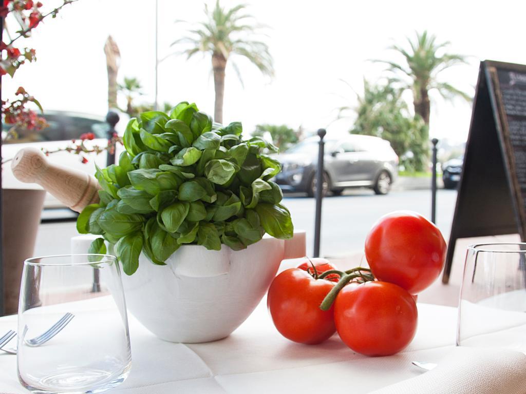 Hotel Ristorante Milton Varazze Εξωτερικό φωτογραφία